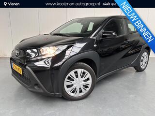 toyota-aygo-x-1.0-vvt-i-s-cvt-play