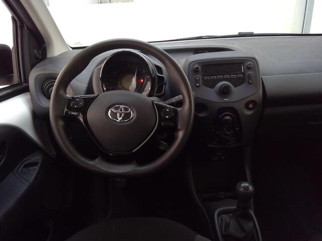 Toyota AYGO 1.0 VVT-i x-Fun Airconditioning Bluetooth LED 5drs NL-Auto Dealeronderhouden