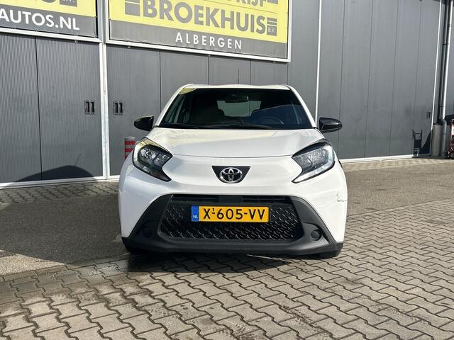 Toyota AYGO X 1.0 VVT-i MT Play