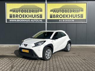 toyota-aygo-x-1.0-vvt-i-mt-play