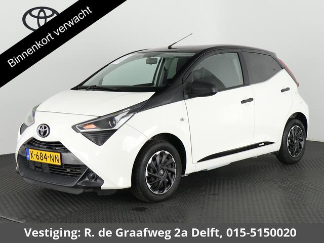 Toyota AYGO 1.0 VVT-i X-Fun Bi-Tone | 1e eigenaar | Airco | Bluetooth | Privacy Glass |