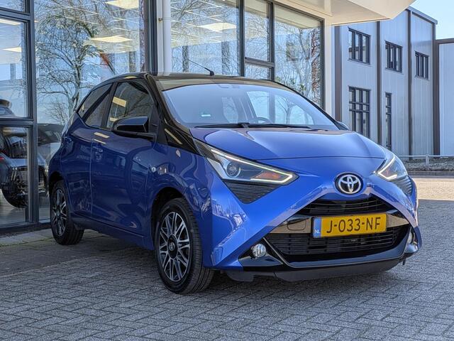 Toyota AYGO 1.0 VVT-i x-clusiv | Climate control | Half-leer | Led | Camera | Bluetooth | DAB