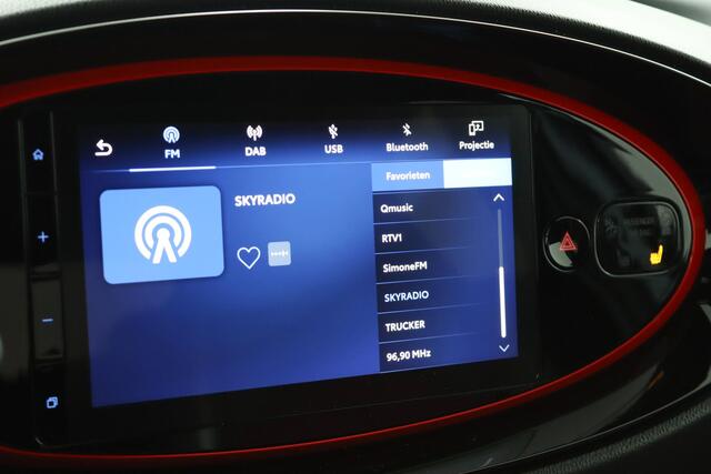Toyota AYGO X 1.0 VVT-i MT Undercover | Adaptive Cruise Control | Apple Carplay | Android Auto | Navigatie | Parkeersensoren | Stoelverwarming |