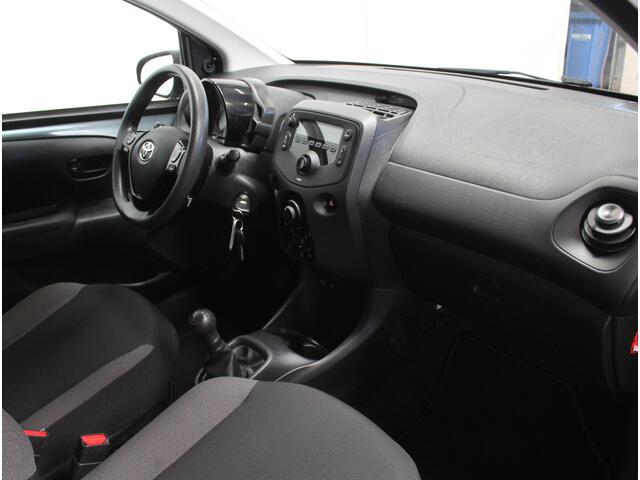 Toyota AYGO 1.0 VVT-i x-fun AIRCO | CV | LED | STB | BLUETOOTH | ELRM | ISOFIX