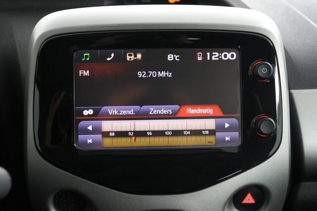 Toyota AYGO 1.0 VVT-i x-play | achteruitrijcamera | airco |