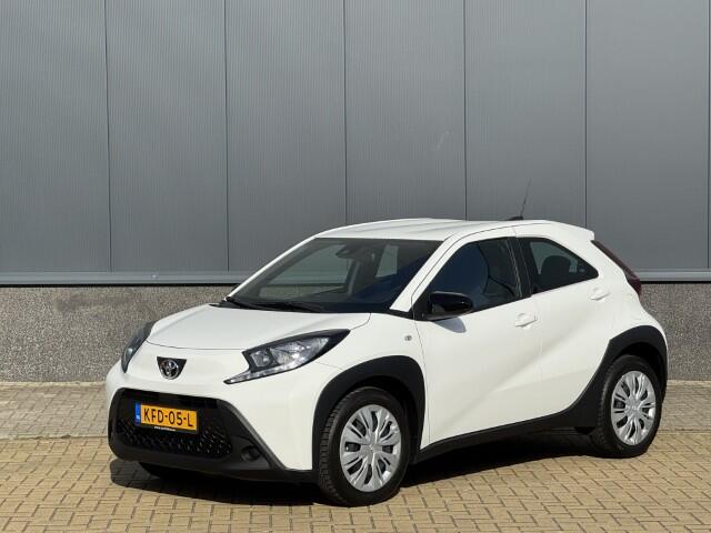 Toyota AYGO X 1.0 VVT-i S-CVT Play Aut