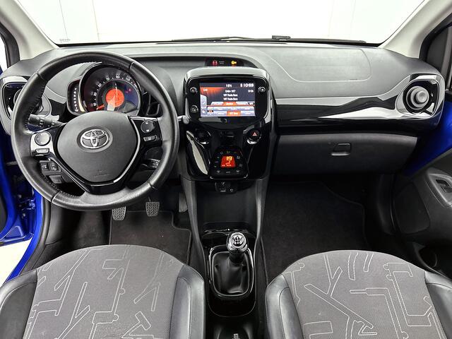 Toyota AYGO 1.0 VVT-i x-clusiv | Dealer Onderhouden | Keyless Entry | Climate Control | Apple Carplay / Android Auto | Onderweg-naar-dealer