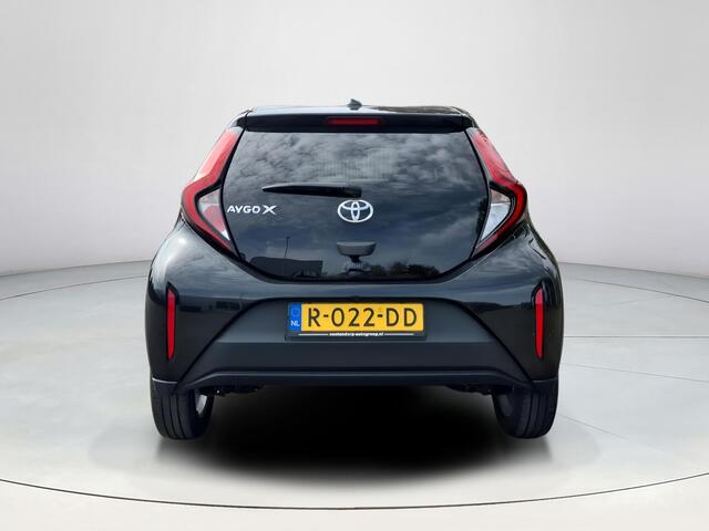 Toyota AYGO X 1.0 VVT-i MT first | Apple CarPlay/Android auto | Achteruitrijcamera | Climate control