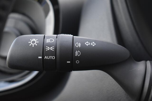 Toyota AYGO X 1.0 VVT-i S-CVT Premium Automaat 72pk | Keyless entry | PDC | Achteruitrijcamera | Stoelverwarming |