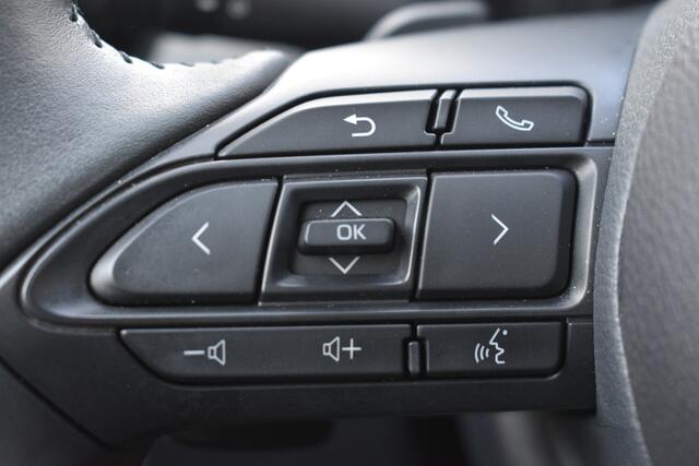 Toyota AYGO X 1.0 VVT-i S-CVT Premium Automaat 72pk | Keyless entry | PDC | Achteruitrijcamera | Stoelverwarming |