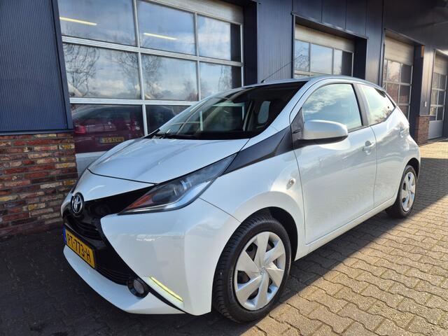 Toyota AYGO 1.0 VVT-I X-PLAY, Camera, Carplay, ALL In prijs!