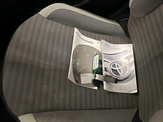 Toyota AYGO 1.0 VVT-i x-play |Carplay!|Camera|Airco!