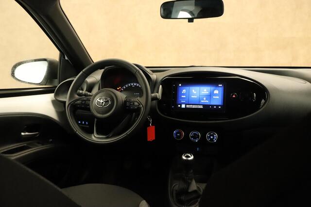 Toyota AYGO X 1.0 VVT-i MT Play - ORIGINEEL NEDERLANDSE AUTO - APPLE CARPLAY/ANDROID AUTO - AIRCO - MULTIMEDIAVOORBEREIDING - CRUISE CONTROL - ACHTERUITRIJCAMERA