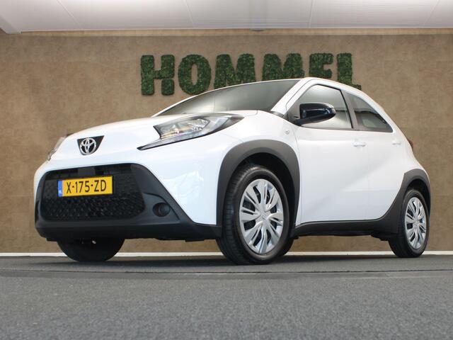Toyota AYGO X 1.0 VVT-i MT Play - ORIGINEEL NEDERLANDSE AUTO - APPLE CARPLAY/ANDROID AUTO - AIRCO - MULTIMEDIAVOORBEREIDING - CRUISE CONTROL - ACHTERUITRIJCAMERA