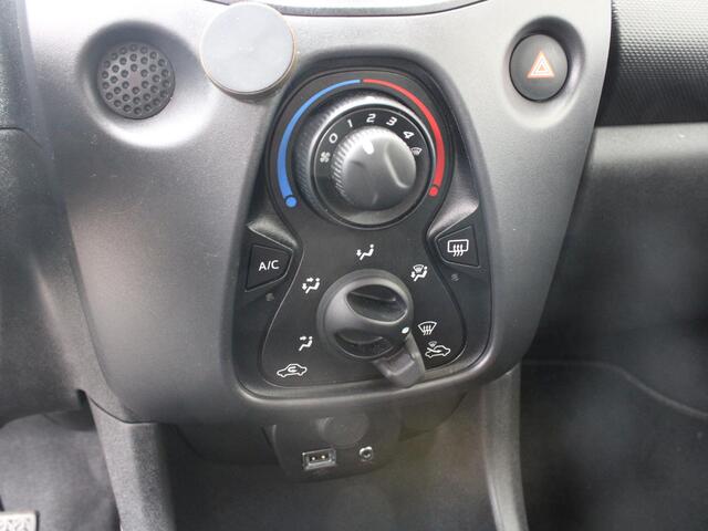 Toyota AYGO 1.0 VVT-i x-fun | 12 MAANDEN GARANTIE |