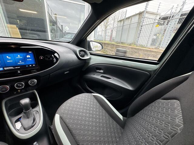 Toyota AYGO X 1.0 VVT-i S-CVT first Bi tone | 4 seizoen | Rijklaar