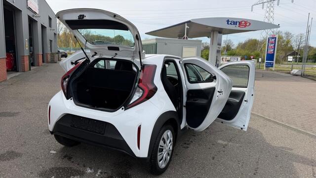 Toyota AYGO Apple Car Pl x aygo x