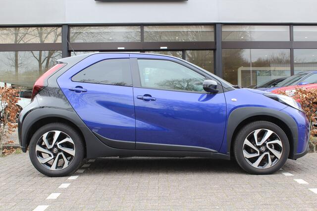 Toyota AYGO X 1.0 VVT-i MT Envy | Rijklaar | Stoelverw. | PDC | Keyless | DAB+ | Apple/Android | Adap. Cruise | Clima | Camera
