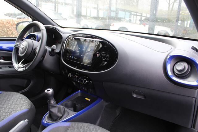 Toyota AYGO X 1.0 VVT-i MT Envy | Rijklaar | Stoelverw. | PDC | Keyless | DAB+ | Apple/Android | Adap. Cruise | Clima | Camera