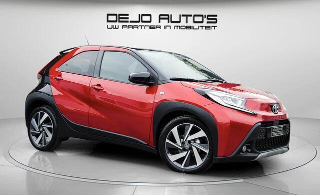 Toyota AYGO X 1.0 VVT-i MT LIMITED BI-TONE NAVI LEDER PDC-V+A LED 18 INCH ADAPTIVE CRUISE CONTROL 1e Eiegnaar, Volledig Dealer onderhouden, 12Maanden Garantie