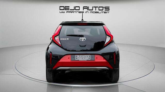 Toyota AYGO X 1.0 VVT-i MT LIMITED BI-TONE NAVI LEDER PDC-V+A LED 18 INCH ADAPTIVE CRUISE CONTROL 1e Eiegnaar, Volledig Dealer onderhouden, 12Maanden Garantie