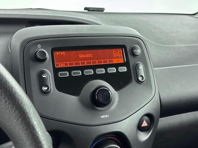 Toyota AYGO 1.0 VVT-i x-fun | L.M. Velgen | Getint Glas | Ash grey | Airco | MJ2019 |