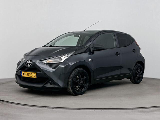 Toyota AYGO 1.0 VVT-i x-fun | L.M. Velgen | Getint Glas | Ash grey | Airco | MJ2019 |