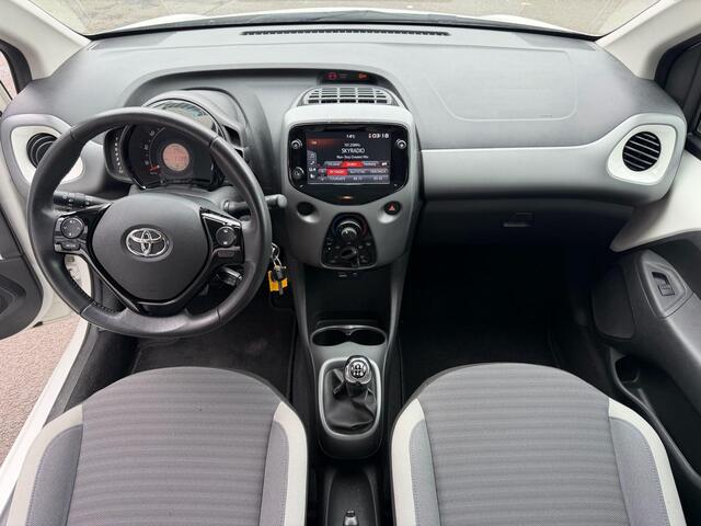 Toyota AYGO 1.0 VVT-i x-play Airco | Parkeercamera | NL auto | Apple/Android carplay