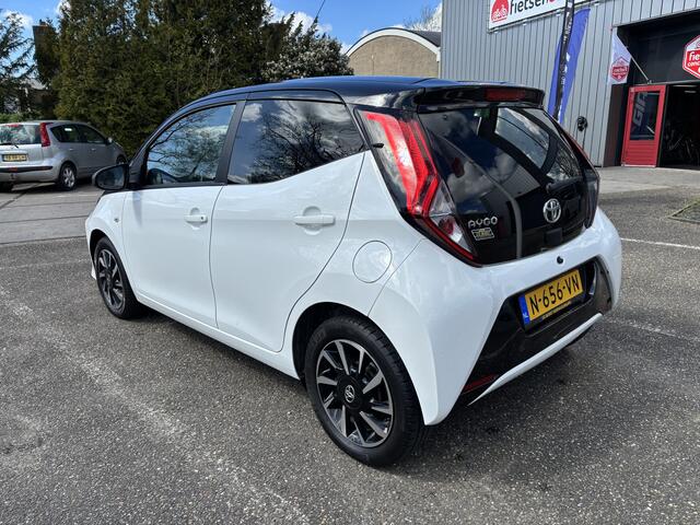 Toyota AYGO 1.0 VVT-i x-cite ultimate