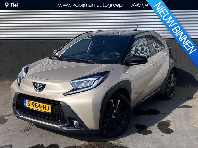 Toyota AYGO X 1.0 VVT-i S-CVT Premium Automaat, NL-auto, 1e eign. JBL, Stoelverwarming, Parkeersensoren, Smart Key, LMV, LED, Navigatie