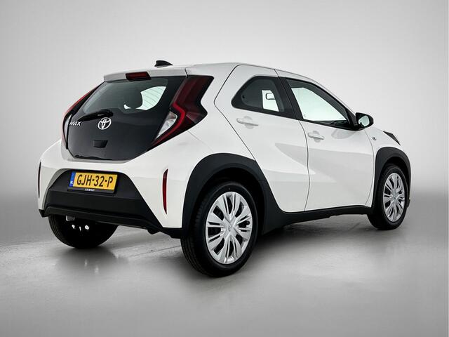 Toyota AYGO X 1.0 VVT-i MT Play | NL-Auto | Achteruitrijcamera | Apple Carplay-Android Auto |