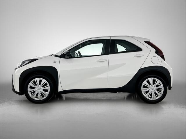 Toyota AYGO X 1.0 VVT-i MT Play | NL-Auto | Achteruitrijcamera | Apple Carplay-Android Auto |