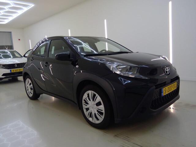 Toyota AYGO X 1.0 VVT-i MT Play