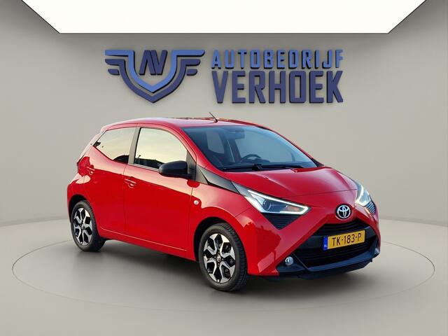 Toyota AYGO 1.0 VVT-i x-first NL Auto - Carplay - Camera
