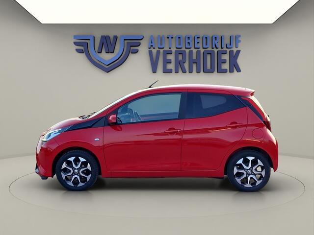 Toyota AYGO 1.0 VVT-i x-first NL Auto - Carplay - Camera