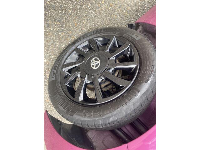 Toyota AYGO 1.0 VVT-i x-cite