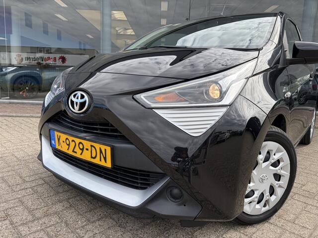 Toyota AYGO 1.0 VVT-i x-play | Airco | Apple Carplay/Android auto | Camera |