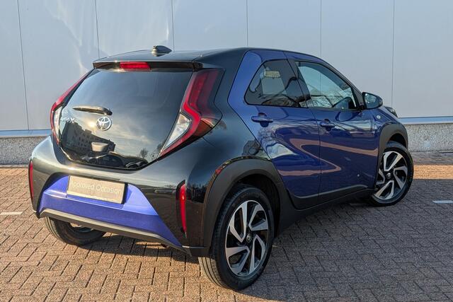 Toyota AYGO X 1.0 VVT-i S-CVT Envy Adaptieve cruise control, achteruitrij camera, navigatie Apple Carplay/Android Auto,
