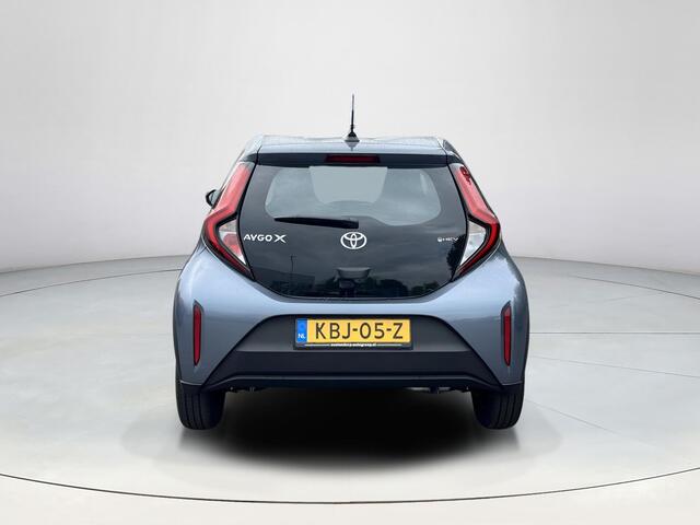 Toyota AYGO X Hybrid 115 play | Apple CarPlay/Android auto | Achteruitrijcamera | Climate control