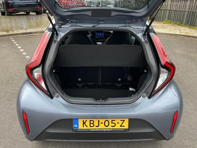Toyota AYGO X Hybrid 115 play | Apple CarPlay/Android auto | Achteruitrijcamera | Climate control