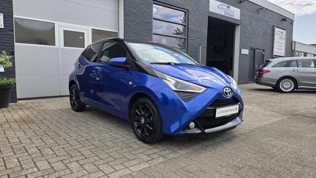 Toyota AYGO 1.0 VVT-i x-clusiv | AUTOMAAT | CarPlay/Android | KEYLESS | VOL AIRCO | DEALER ONDERHOUDEN