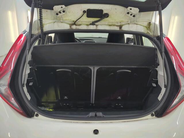 Toyota AYGO 1.0 VVT-i x-play 1e Eigenaar | Dealer Onderh | BTW | NAP | Camera | Navi | Carplay | Full Led | Start/Stop | Hill-Hold