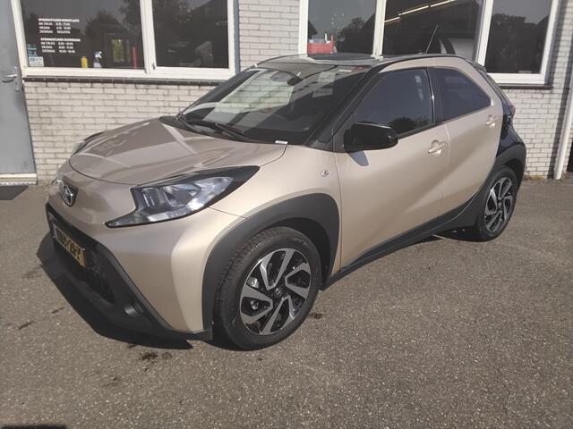 Toyota AYGO X 1.0 VVT-i MT Pulse Bi Tone android/apple car play camera