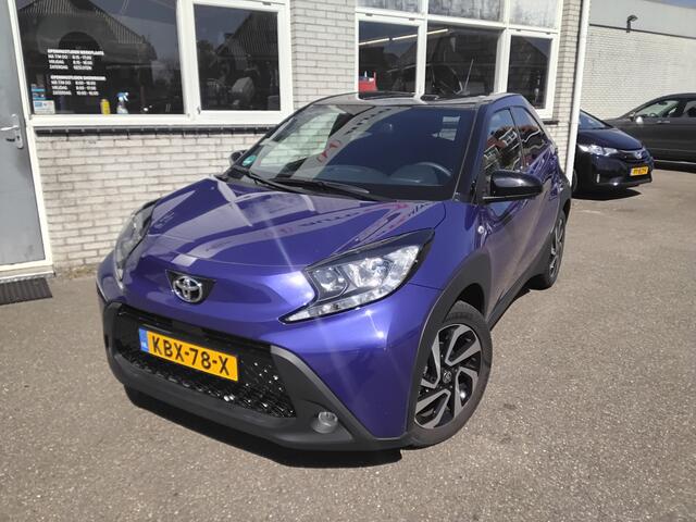 Toyota AYGO X 1.0 VVT-i MT Pulse Bi Tone android/apple car play camera