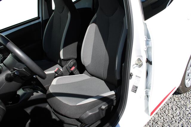 Toyota AYGO 1.0 VVT-i x-play Automaat, Apple Carplay/Androidauto