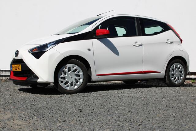 Toyota AYGO 1.0 VVT-i x-play Automaat, Apple Carplay/Androidauto