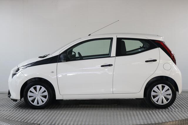 Toyota AYGO 1.0 VVT-i x-fun All-Seasons | Airco | Bluetooth | Elek. ramen.