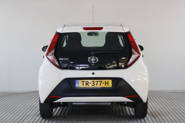 Toyota AYGO 1.0 VVT-i x-fun All-Seasons | Airco | Bluetooth | Elek. ramen.