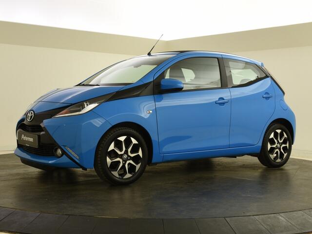 Toyota AYGO 1.0 VVT-i x-cite cabrio | Carplay | Camera | Halfleer |