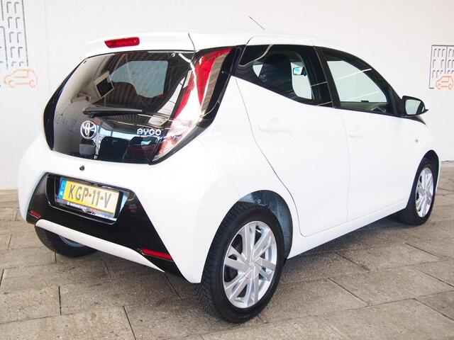 Toyota AYGO 1.0 VVT-i x-play Camera (APK:Nieuw) Incl.Garantie